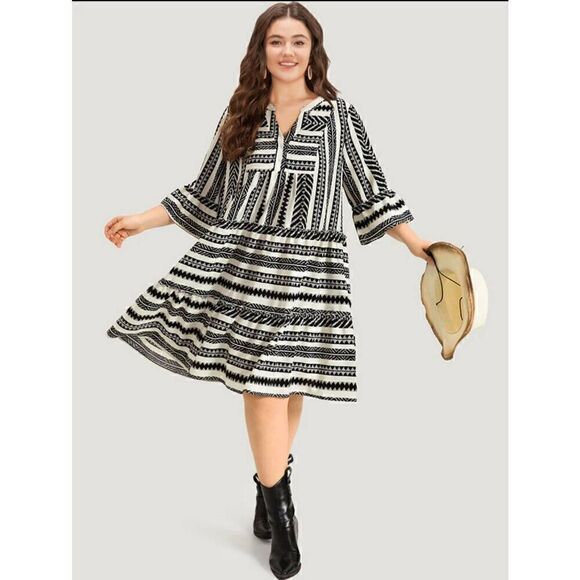 Bloomchic Dress Womens 18/20 Plus Aztec Skater Bandana Striped Pocket Button Not - Picture 1 of 4